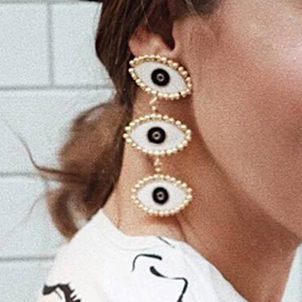 ZVZO 2019 New Design Lady's Street Style Evil Eye Chain Statement Earring Women's Gold Evil Eye Earrings For Party Travling
ZVZO 2019 New Design Lady's Street Style Evil Eye Chain Statement Earring Women's Gold Evil Eye Earrings For Party Travling