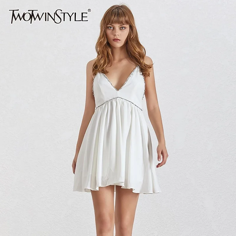 TWOTWINSTYLE Sexy Sleeveless Dress For Women V Neck Off Shoulder High Waist Beading Patchwork Mini Dresses Female Summer 2019
TWOTWINSTYLE Sexy Sleeveless Dress For Women V Neck Off Shoulder High Waist Beading Patchwork Mini Dresses Female Summer 2019