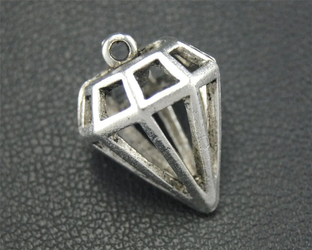 8pcs Antique Sliver Hollow Out 3D Diamon Shaped Charm Jewelry Making DIY Supplies20x14mm A1784
8pcs Antique Sliver Hollow Out 3D Diamon Shaped Charm Jewelry Making DIY Supplies20x14mm A1784