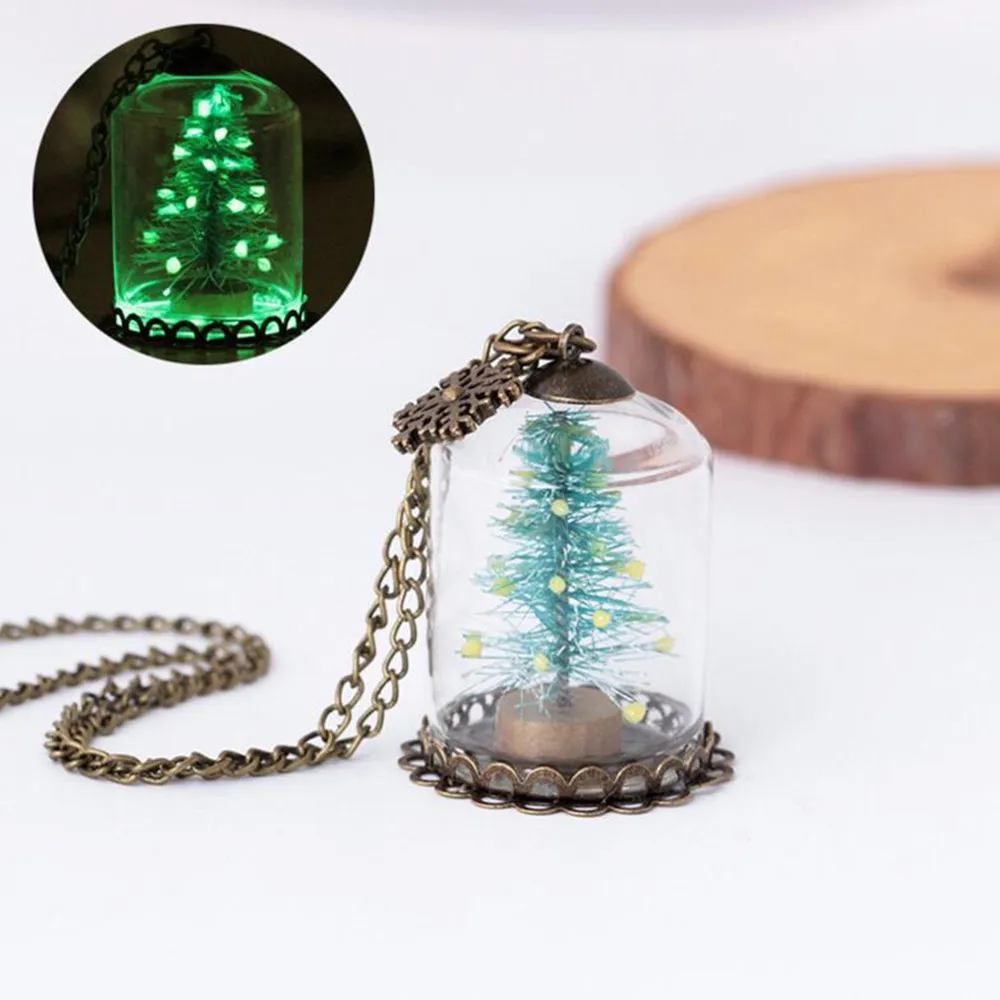 Fashion Glow in the Dark Christmas Tree Luminous Pendant Necklace Jewelry Accessories Children Xmas Hot Gifts
Fashion Glow in the Dark Christmas Tree Luminous Pendant Necklace Jewelry Accessories Children Xmas Hot Gifts