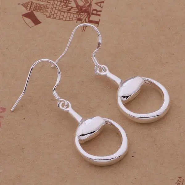AE254 Hot 925 sterling silver earrings , 925 silver fashion jewelry , grade torus /cebakvia aodajfka
AE254 Hot 925 sterling silver earrings , 925 silver fashion jewelry , grade torus /cebakvia aodajfka