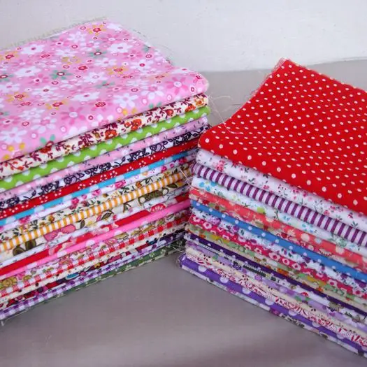 50 pieces Mixed Shabby Chic Cotton Cloth The Beautiful Patchwork Fabric Patterns 10X10cm/ 3.9"X3.9"
50 pieces Mixed Shabby Chic Cotton Cloth The Beautiful Patchwork Fabric Patterns 10X10cm/ 3.9"X3.9"