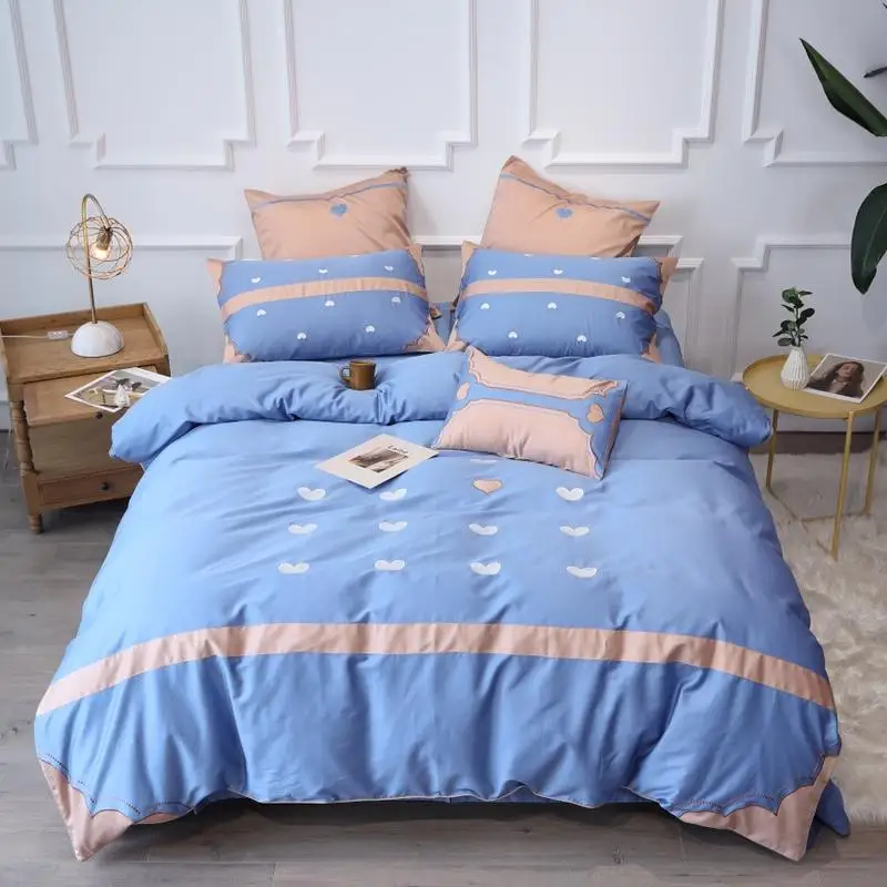 Luxury Egypt Cotton The shape of love Bedding Set Splicing corners Duvet Cover Bed Sheet Pillowcases Queen King Size 4/6/7Pcs
Luxury Egypt Cotton The shape of love Bedding Set Splicing corners Duvet Cover Bed Sheet Pillowcases Queen King Size 4/6/7Pcs