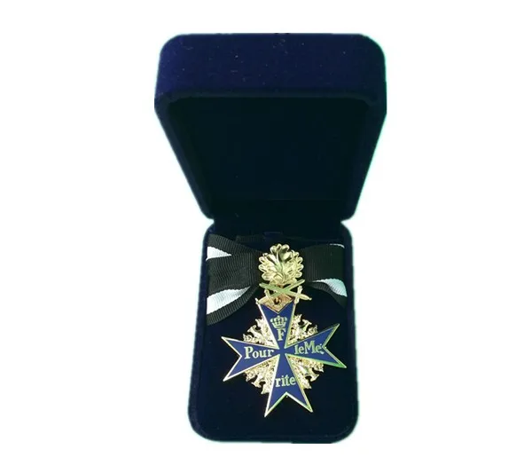 Pour le Merite Deutschland Badge For The Merit Germany Gold Blue Max Neck Order Highest Order of Prussia Merit
Pour le Merite Deutschland Badge For The Merit Germany Gold Blue Max Neck Order Highest Order of Prussia Merit