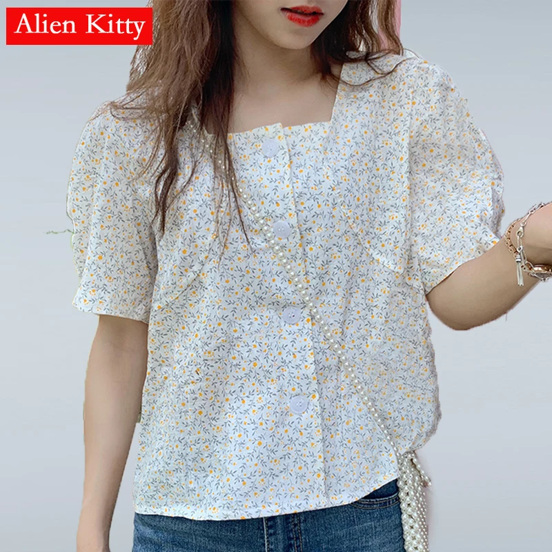 Alien Kitty Retro Cute Print Floral Sweet Loose Summer Women Casual Short-Sleeved Vintage All Match Square Collar Fresh Shirt
Alien Kitty Retro Cute Print Floral Sweet Loose Summer Women Casual Short-Sleeved Vintage All Match Square Collar Fresh Shirt