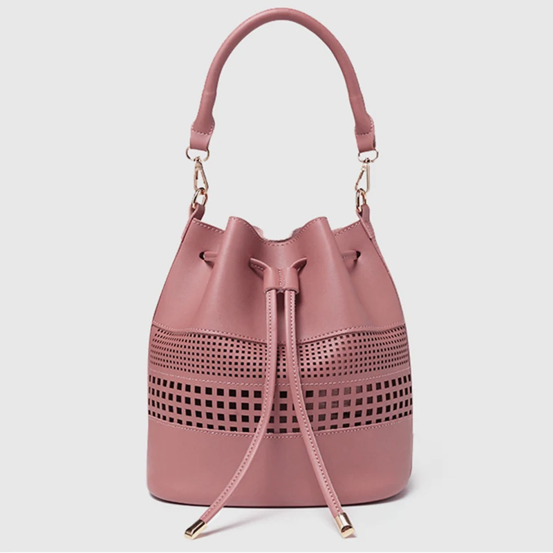 Women's shoulder bag soft PU material British leisure fashion college style high quality multi-function large capacity design
Women's shoulder bag soft PU material British leisure fashion college style high quality multi-function large capacity design