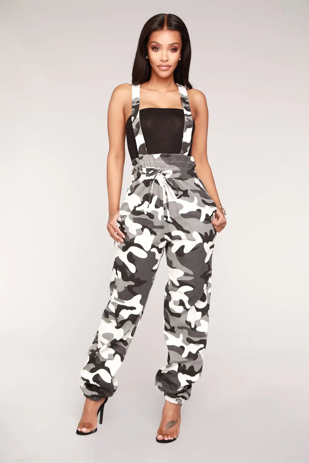 05-09-18_Studio_3HDR21444_Grey