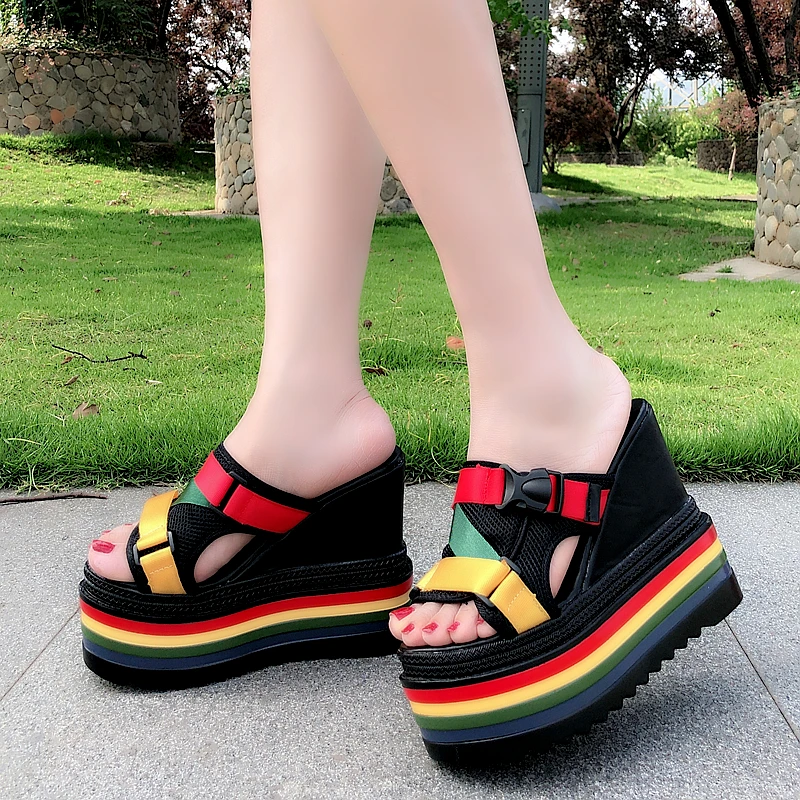 Summer fashion wear women's slippers 2018 new wild super high with 15CM platform slippers
Summer fashion wear women's slippers 2018 new wild super high with 15CM platform slippers
