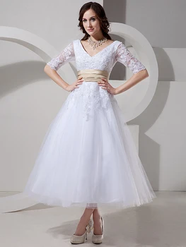 Real Vintage Tea Length Lace Tulle Short Wedding Dresses Half Sleeves V Neck Appliques Bridal Gowns With Champagne Belt
Real Vintage Tea Length Lace Tulle Short Wedding Dresses Half Sleeves V Neck Appliques Bridal Gowns With Champagne Belt