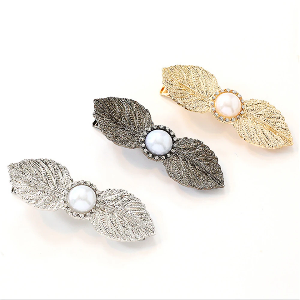 Women Metal Pearl Crystal Leaves Hair Pin Barrette Clips Side Hairpin Accessory Hairpin Clip For Women Girls
Women Metal Pearl Crystal Leaves Hair Pin Barrette Clips Side Hairpin Accessory Hairpin Clip For Women Girls