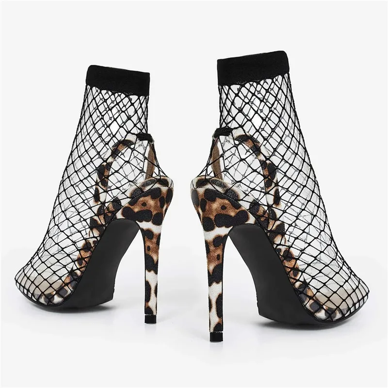 juan---leopard-print-white-3-1_webp