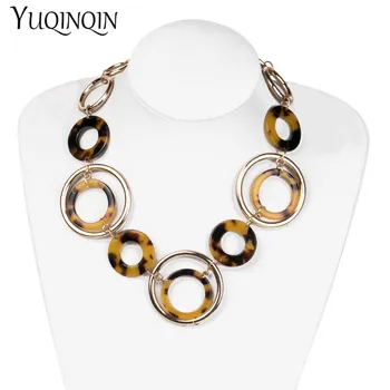 Long Gold Metal Chains Fashion Big Necklace Women Round Geometric Acrylic Designer Vintage Necklaces for Girls Jewelry Wholesale
Long Gold Metal Chains Fashion Big Necklace Women Round Geometric Acrylic Designer Vintage Necklaces for Girls Jewelry Wholesale