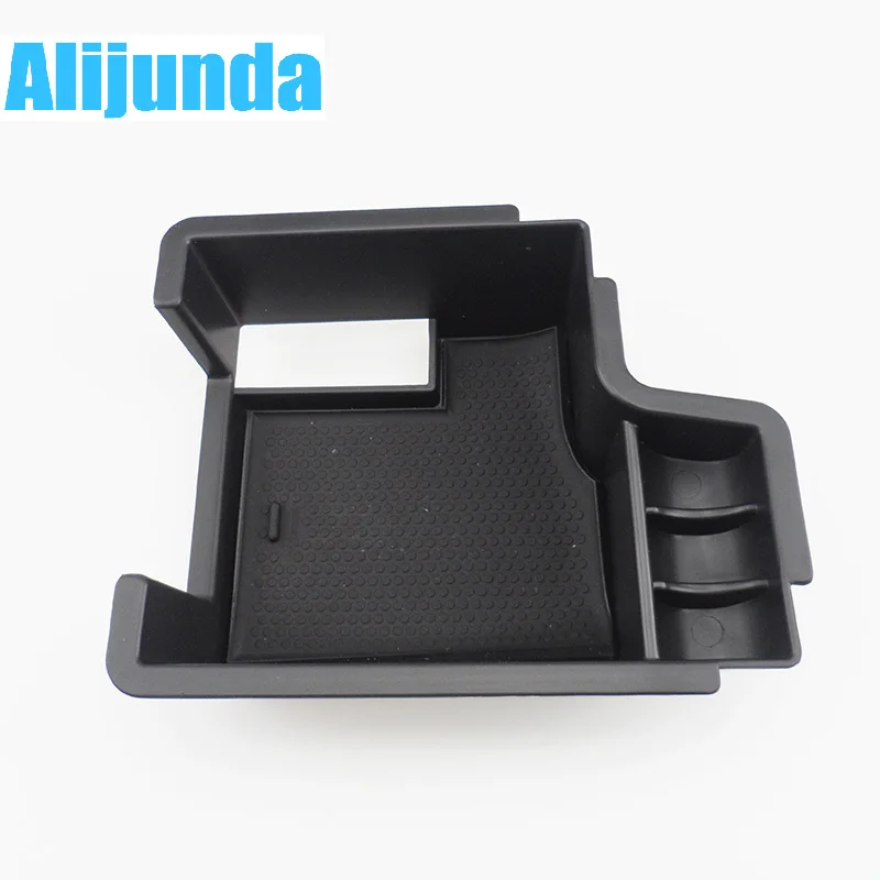 Alijunda Dedicated armrest storage box storage box partitions hand box tray storage box For Skoda Octavia A7
Alijunda Dedicated armrest storage box storage box partitions hand box tray storage box For Skoda Octavia A7