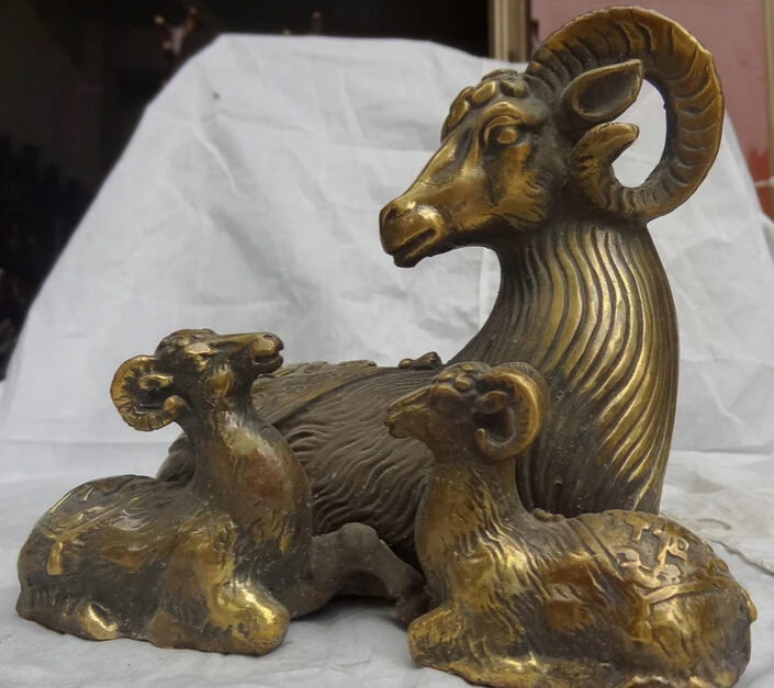 song voge gem S3974 8" Chinese Bronze Year Zodiac Wealth Lying Fu Sheep Goat Family Statue Animals
song voge gem S3974 8" Chinese Bronze Year Zodiac Wealth Lying Fu Sheep Goat Family Statue Animals