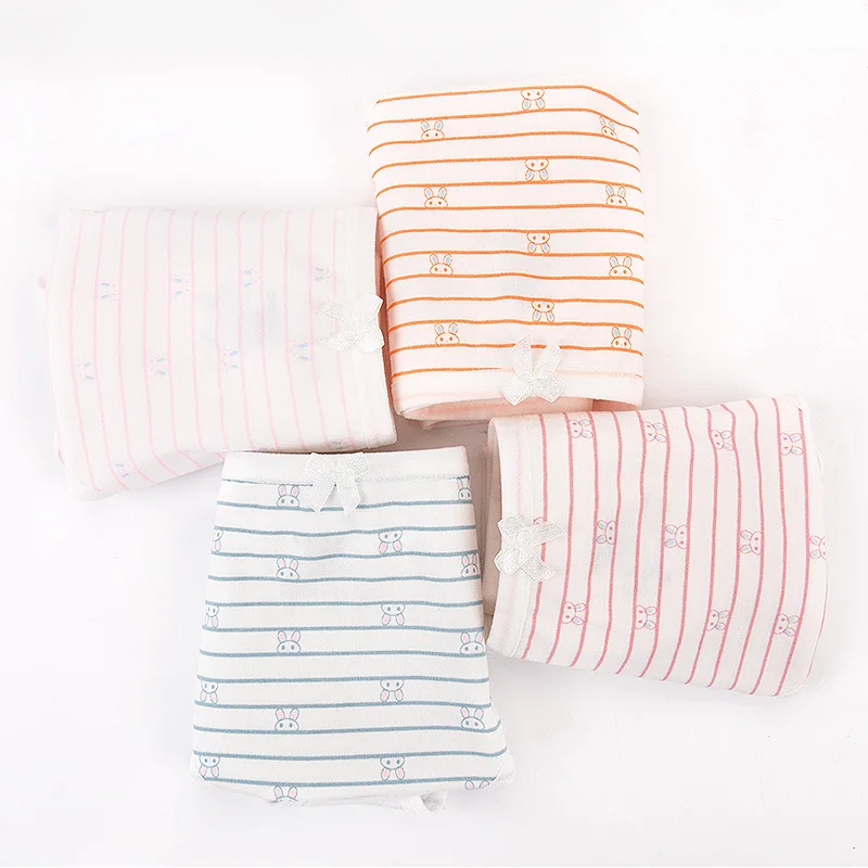 Big children's underwear cotton striped simple student briefs girls 12-13-15 years old comfortable breathable underwear
Big children's underwear cotton striped simple student briefs girls 12-13-15 years old comfortable breathable underwear