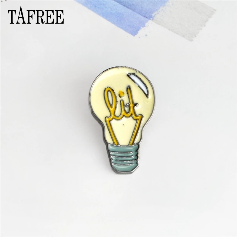 TAFREE Cartoon Light bulb Brooches & Pins Alloy Enamel Lapel Pins for man women Badge Denim Fashion Jewelry accessories LP524
TAFREE Cartoon Light bulb Brooches & Pins Alloy Enamel Lapel Pins for man women Badge Denim Fashion Jewelry accessories LP524