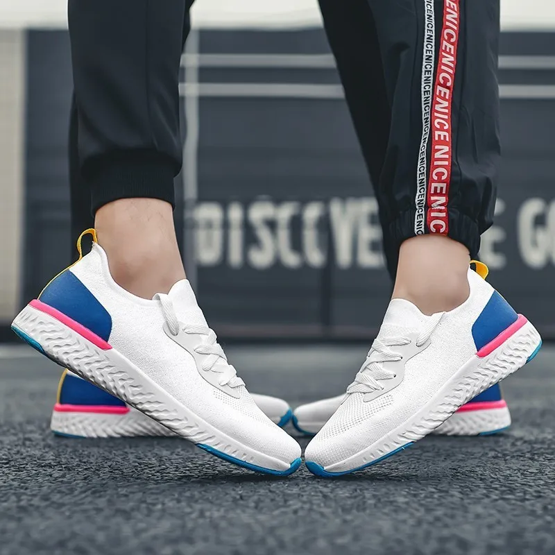 Men Running shoes Popular Four season style sports Shoes Outdoors women trainers Comfortable soft Fitness couple Sneakers
Men Running shoes Popular Four season style sports Shoes Outdoors women trainers Comfortable soft Fitness couple Sneakers