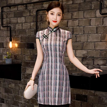 Elegant Chinese Classic Qipao Blouse Summer New Vintage Evening Party Prom Cheongsam Print Flower Satin Short Sleeve Vestidos
Elegant Chinese Classic Qipao Blouse Summer New Vintage Evening Party Prom Cheongsam Print Flower Satin Short Sleeve Vestidos