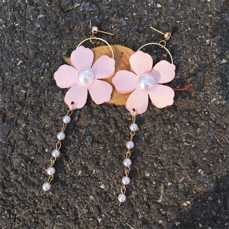 2019 Hot Fashion Circle Simulation Pearl Pink Flower Earrings Brincos Long Statement Beaded Tassel Earrings Women Jewelry Gift
2019 Hot Fashion Circle Simulation Pearl Pink Flower Earrings Brincos Long Statement Beaded Tassel Earrings Women Jewelry Gift