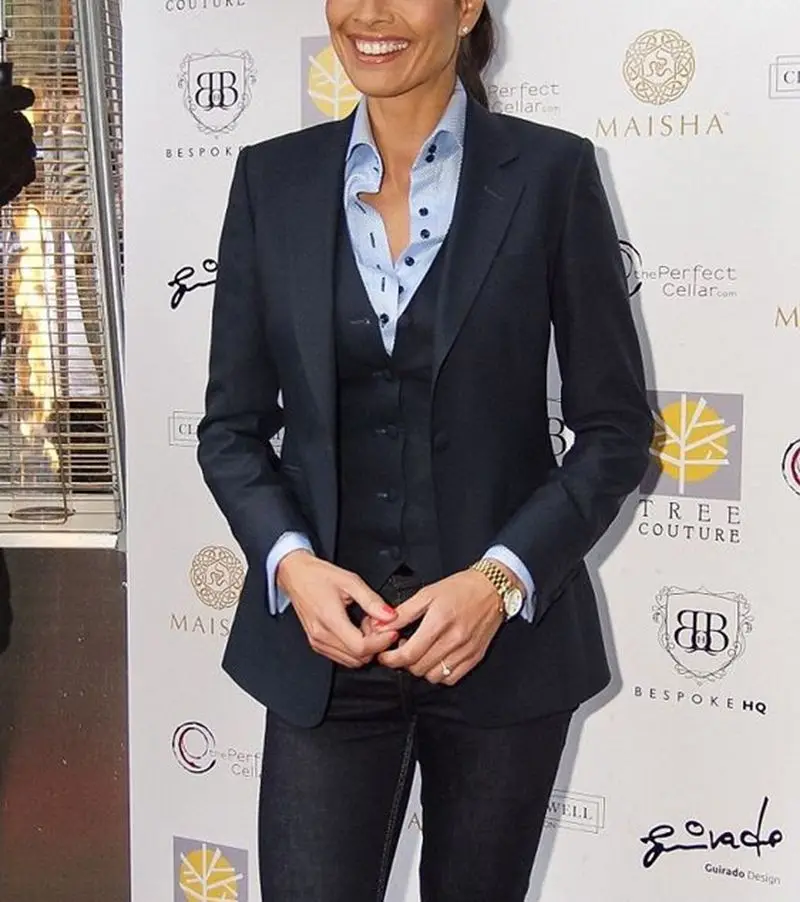 Lapel 3 Piece Women Ladies Business Office Tuxedos Formal Work Wear Suits Custom Made Bespoke 3 Piece
Lapel 3 Piece Women Ladies Business Office Tuxedos Formal Work Wear Suits Custom Made Bespoke 3 Piece