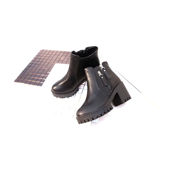 Boots women med heels fashion fringe zipper winter boots zapatos de hombre zapatos de mujer high platform winter boot for women
Boots women med heels fashion fringe zipper winter boots zapatos de hombre zapatos de mujer high platform winter boot for women