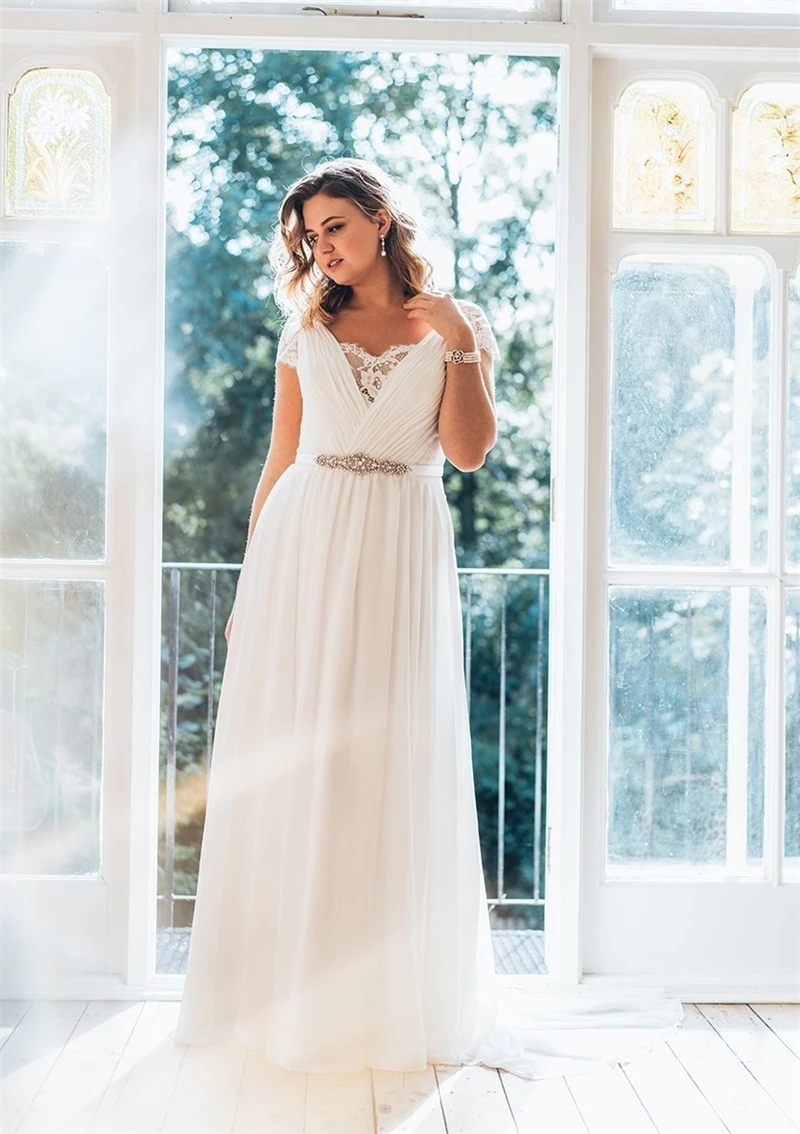 Plus Size Wedding Dress 2019 V Neck Lace Chiffon Beach Bridal Dress Short Sleeves Cheap High quality Wedding Gowns
Plus Size Wedding Dress 2019 V Neck Lace Chiffon Beach Bridal Dress Short Sleeves Cheap High quality Wedding Gowns