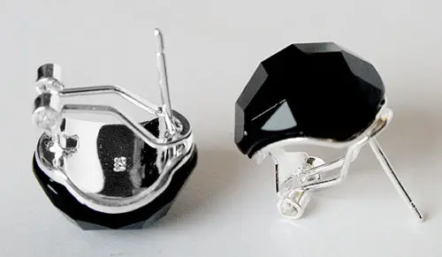 hot sell new - Summer 925 Sterling Silver Jewelry Black Faceted Agate Inlay Stud Earrings 5.29
hot sell new - Summer 925 Sterling Silver Jewelry Black Faceted Agate Inlay Stud Earrings 5.29