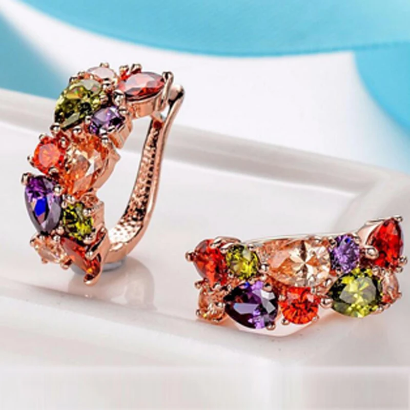New 1 Pair Plated Champagne Gold Stud Earrings for Women Ear Jewelry Luxury Earring Fashion Wedding Accessories Colorful Zircon
New 1 Pair Plated Champagne Gold Stud Earrings for Women Ear Jewelry Luxury Earring Fashion Wedding Accessories Colorful Zircon