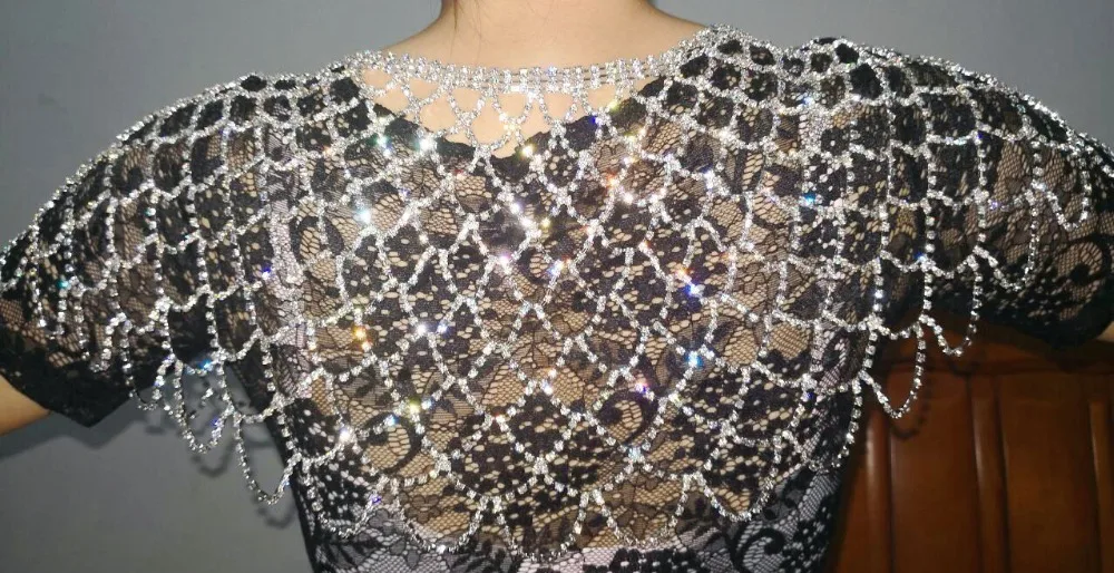 big size Bridal Rhinestone crystal necklace Shoulder chain shawl harness Necklace luxury Wedding Party Body Jewelry accessory
big size Bridal Rhinestone crystal necklace Shoulder chain shawl harness Necklace luxury Wedding Party Body Jewelry accessory
