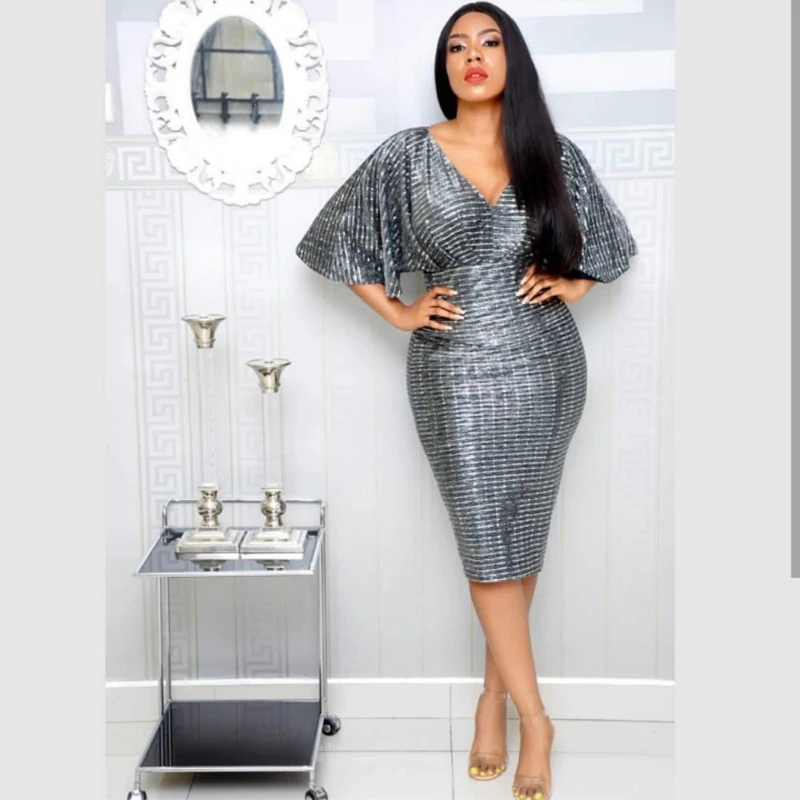 Fashion hot diamond party dress women's summer temperament commuter professional dress 2019 deep V sexy dress dark gray M-XL
Fashion hot diamond party dress women's summer temperament commuter professional dress 2019 deep V sexy dress dark gray M-XL