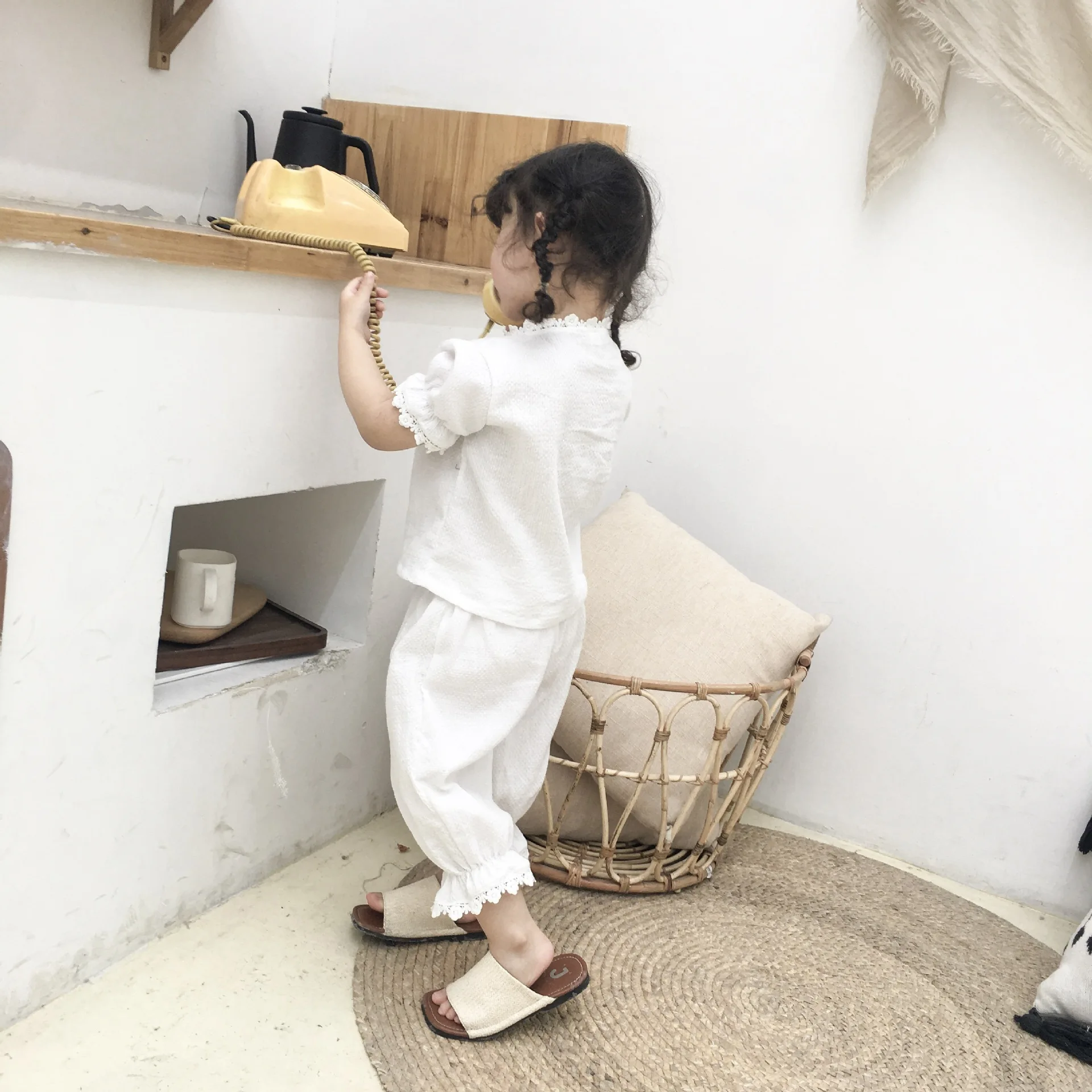 Girls Lace Pyjamas Set Clothing 2019 Summers Short Sleeved Baby Pullover Tops+ruffels Pants for Baby Two Pieces Baby Home Cloth
Girls Lace Pyjamas Set Clothing 2019 Summers Short Sleeved Baby Pullover Tops+ruffels Pants for Baby Two Pieces Baby Home Cloth