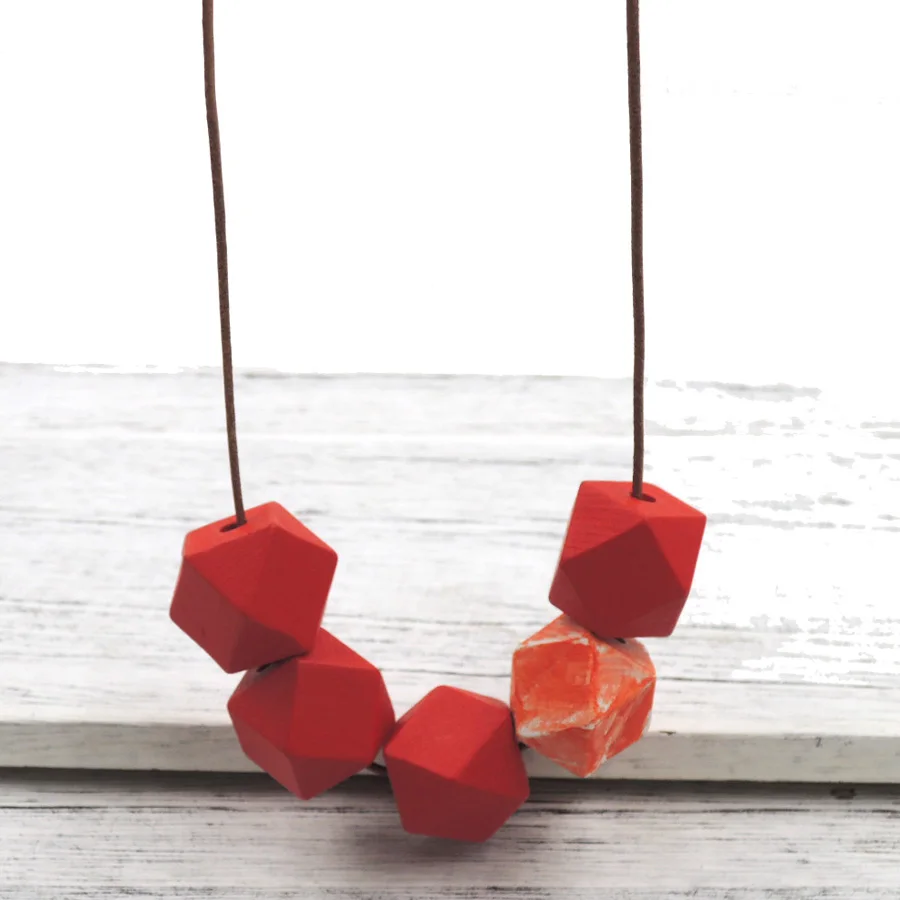 GEOMETRIC wood bead necklace hand painted abstract leather cord BLOOD RED LADY GIRL PENDANT NW468
GEOMETRIC wood bead necklace hand painted abstract leather cord BLOOD RED LADY GIRL PENDANT NW468