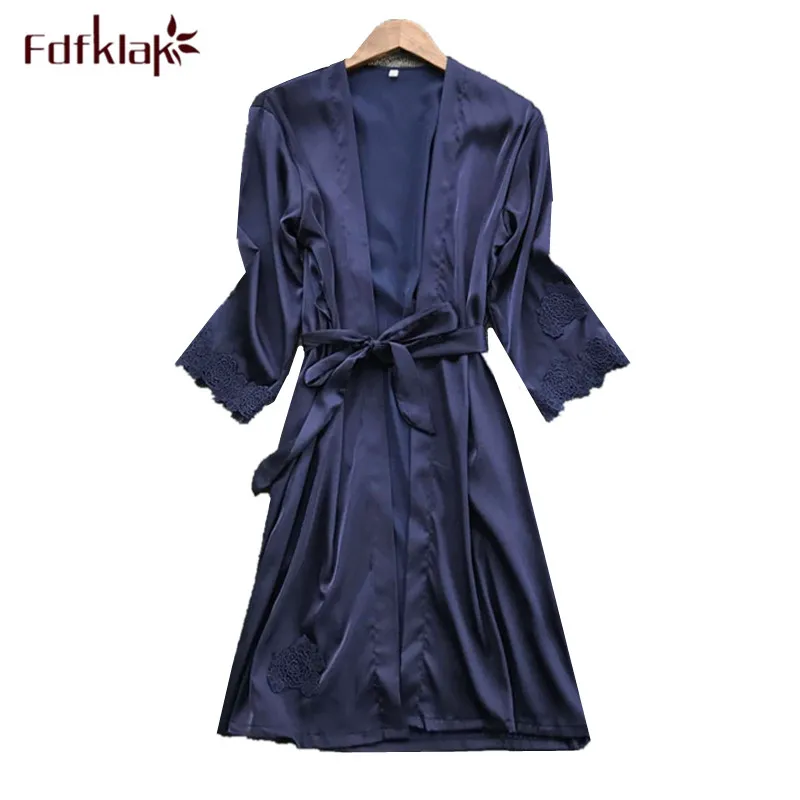 Fdfklak Sexy silk robe women spring summer lace dressing gowns female bathrobe casual sleepwear nightdress bridesmaid robes
Fdfklak Sexy silk robe women spring summer lace dressing gowns female bathrobe casual sleepwear nightdress bridesmaid robes