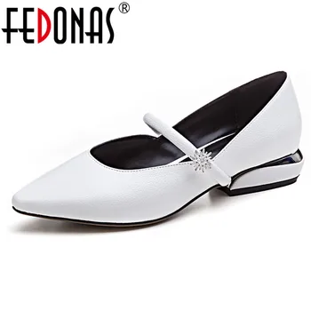 FEDONAS Fashion Brand Spring Autumn Women Genuine Leather Pumps Buckles Cute Style Low Heel Wedding Shoes Woman Mary Jane Pumps
FEDONAS Fashion Brand Spring Autumn Women Genuine Leather Pumps Buckles Cute Style Low Heel Wedding Shoes Woman Mary Jane Pumps