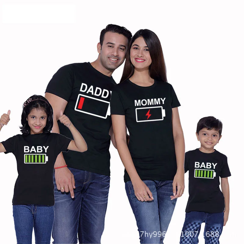 Family Matching Clothes Father Mother Son Daughter Clothing t shirt Mommy Daddy And Me Kids Baby Boy Girl T-shirt Family Clothes
Family Matching Clothes Father Mother Son Daughter Clothing t shirt Mommy Daddy And Me Kids Baby Boy Girl T-shirt Family Clothes