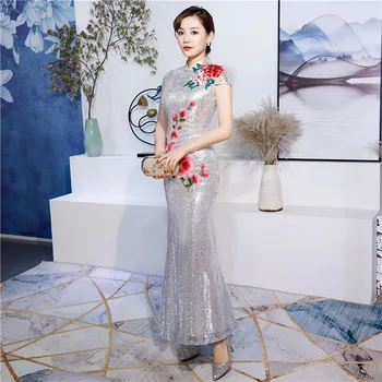 New Lace Cheongsam Long Qipao Dresses Chinese Traditional Wedding Dress China Clothing Store Vestido Oriental Plus Size 3XL 4XL
New Lace Cheongsam Long Qipao Dresses Chinese Traditional Wedding Dress China Clothing Store Vestido Oriental Plus Size 3XL 4XL