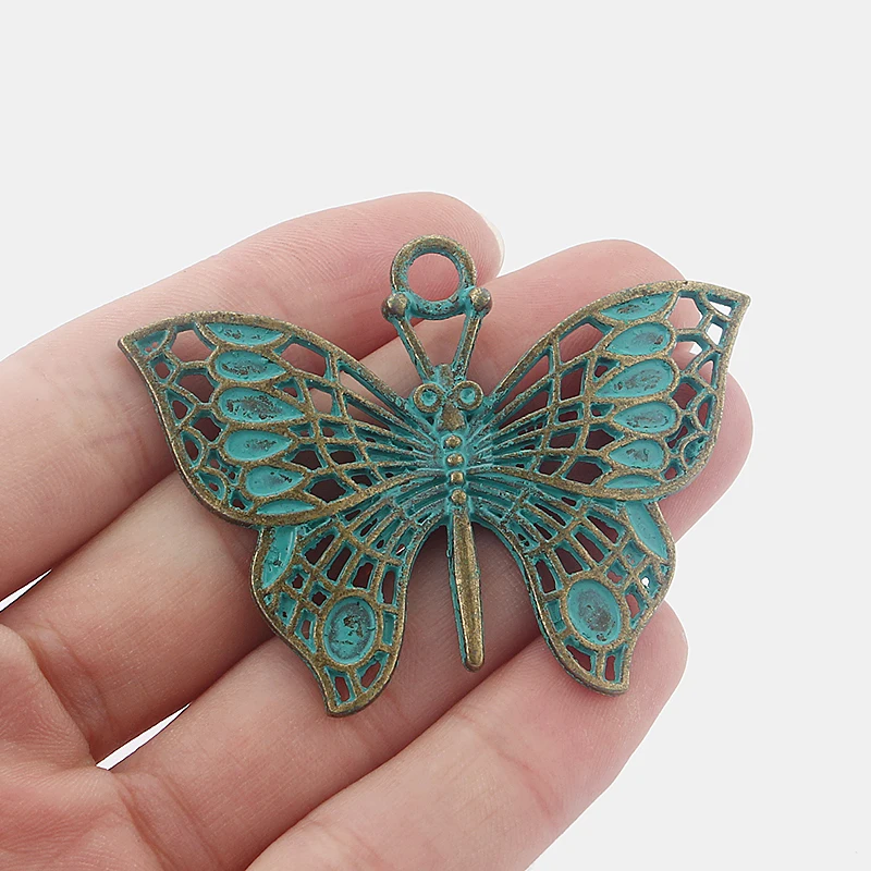 2pcs Patina Verdigris Open Hollow Large Butterfly Animal Charm Pendant For DIY Necklace Jewelry Making Findings
2pcs Patina Verdigris Open Hollow Large Butterfly Animal Charm Pendant For DIY Necklace Jewelry Making Findings
