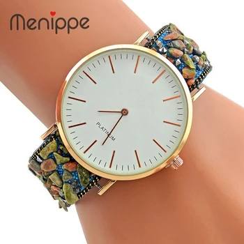 2020 Ladies Watches Top Brand Luxury Women Quartz Watch Stone enchases craft Crystal Diamond-encrusted bracelet Watch
2020 Ladies Watches Top Brand Luxury Women Quartz Watch Stone enchases craft Crystal Diamond-encrusted bracelet Watch