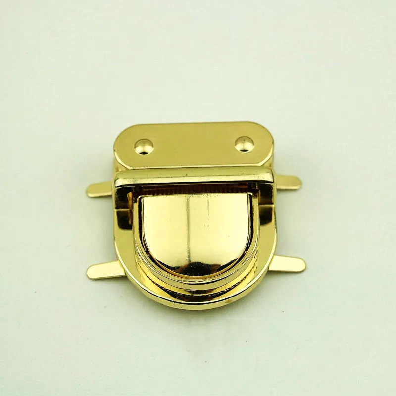 1Pc Practical Metal Clasp Turn Lock Twist Lock DIY Handmade Bag Accessories Purse Handbag Hardware Part Closure
1Pc Practical Metal Clasp Turn Lock Twist Lock DIY Handmade Bag Accessories Purse Handbag Hardware Part Closure