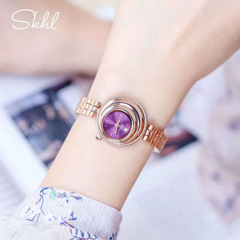 New personality, stylish, compact quartz, rose, gold, steel, waterproof lady's wristwatch.
New personality, stylish, compact quartz, rose, gold, steel, waterproof lady's wristwatch.