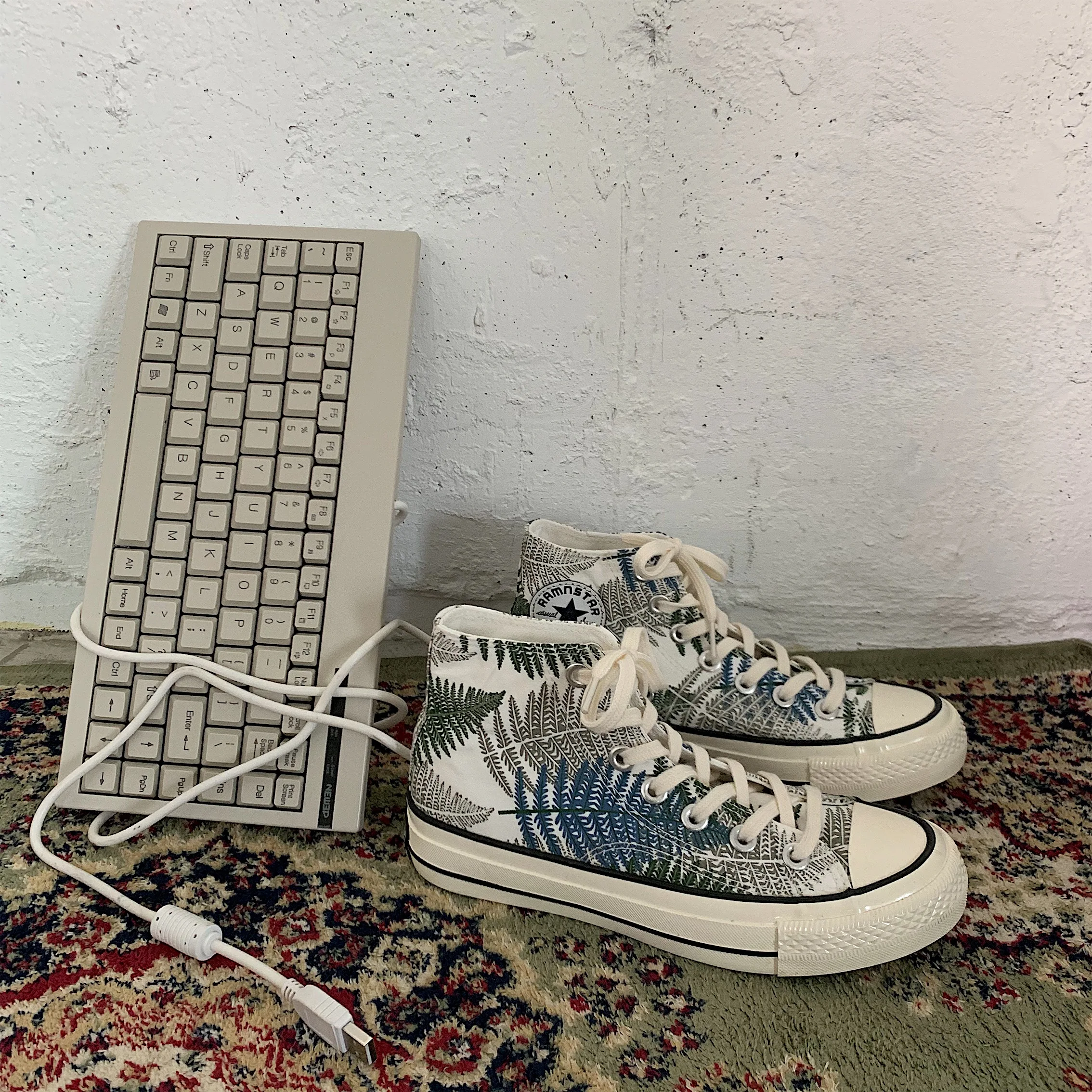 High-top Canvas Women Shoes Comfortable Breathable Leisure lace-up Ladies Casual Sneakers High Quality Outdoor Footwear
High-top Canvas Women Shoes Comfortable Breathable Leisure lace-up Ladies Casual Sneakers High Quality Outdoor Footwear