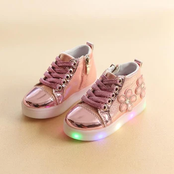 2019 Spring Baby Children Girls Shoes led Pink Gold Silver kids Sneakers Lights Toddler Girls fashion Flower Beaded Shoes shiny
2019 Spring Baby Children Girls Shoes led Pink Gold Silver kids Sneakers Lights Toddler Girls fashion Flower Beaded Shoes shiny