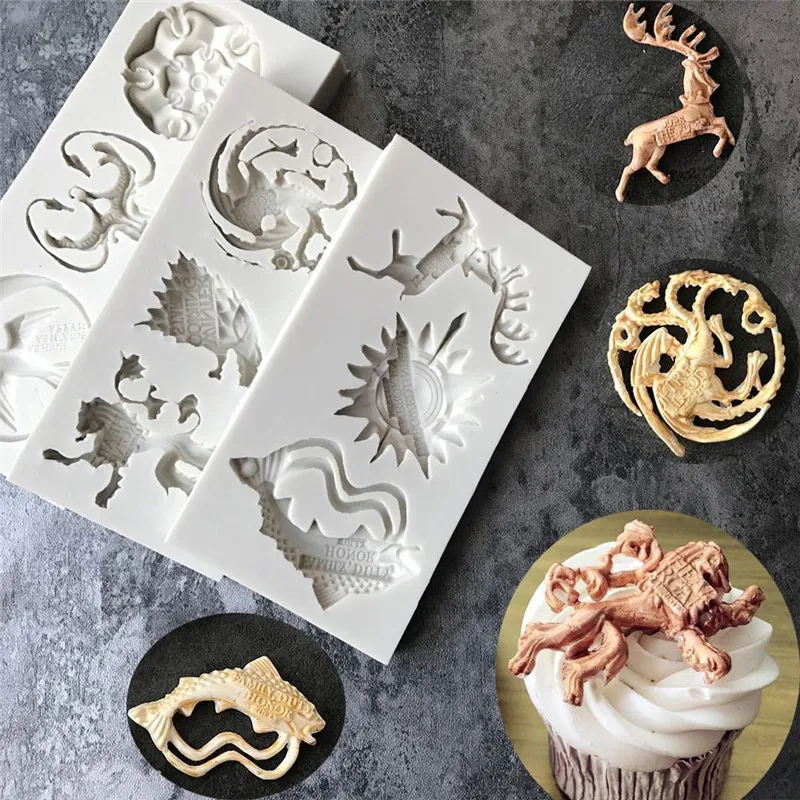 

Silicone 3D DIY Unicorn Lion Dragon Wolf Reindeer Fish Sun Bird Form Halloween Cake Mold Decorating Tools Stencil Templates