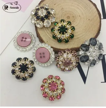 Rhinestones Buttons for Clothing Decorative Button Diamond for Clothes Crystal Women Sewing Applications DIY RS2174
Rhinestones Buttons for Clothing Decorative Button Diamond for Clothes Crystal Women Sewing Applications DIY RS2174