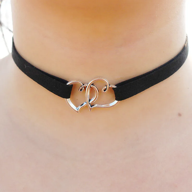 NC2010 Multilayer Velvet Chokers Necklaces For Women Goth Double Heart Pendant Necklace Collares Fashion Jewelry Bijoux Colar
NC2010 Multilayer Velvet Chokers Necklaces For Women Goth Double Heart Pendant Necklace Collares Fashion Jewelry Bijoux Colar