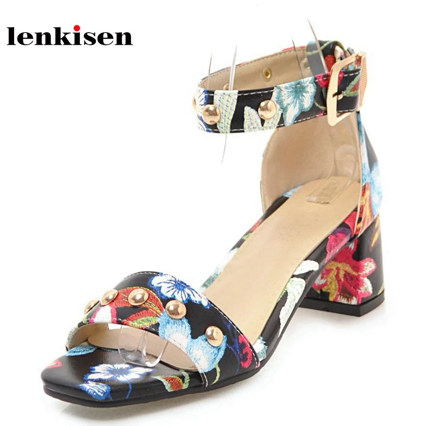 Lenkisen PU special pattern show thin gladiator women sandals peep toe fashion buckle straps rivet decoration summer shoes L2
Lenkisen PU special pattern show thin gladiator women sandals peep toe fashion buckle straps rivet decoration summer shoes L2