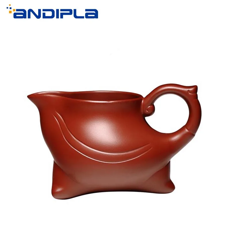 220ml Yixing Purple Clay Fair Cup Chinese Kung Fu Tea Set Chahai Accessories Drinkware Teaware Coffee Milk Handle Mug Decoration
220ml Yixing Purple Clay Fair Cup Chinese Kung Fu Tea Set Chahai Accessories Drinkware Teaware Coffee Milk Handle Mug Decoration