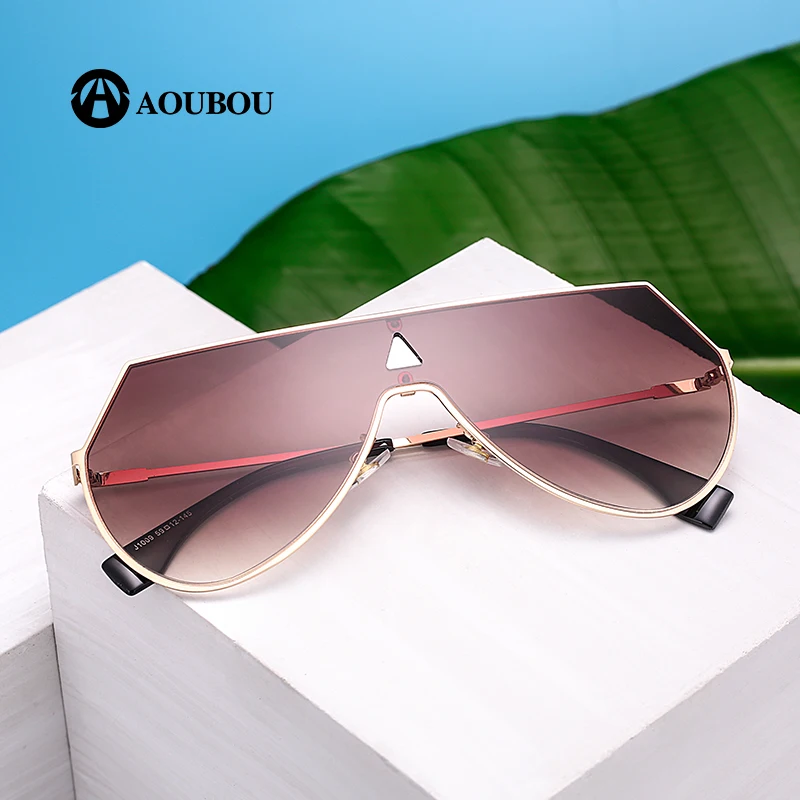 AOUBOU Fashion One Lens Sunglasses Women Brand Designer Sun Glasses Ladies Oversized Shades Oculos De Sol Feminino Mujer AB709
AOUBOU Fashion One Lens Sunglasses Women Brand Designer Sun Glasses Ladies Oversized Shades Oculos De Sol Feminino Mujer AB709