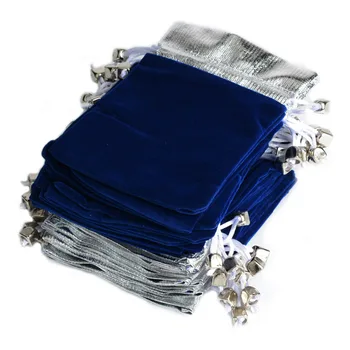 De Bijoux Hot 100Pcs 7*9Cm Silver Color Top Blue Velvet Pouch Jewelry Gift Bags,New Year Party Phone Pouch Bag pochette cadeau
De Bijoux Hot 100Pcs 7*9Cm Silver Color Top Blue Velvet Pouch Jewelry Gift Bags,New Year Party Phone Pouch Bag pochette cadeau