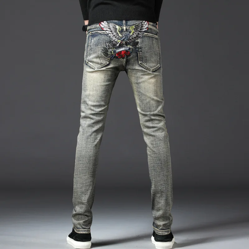 QMGOOD Men's Eagle Embroidered Punk Jeans Vintage Men Washed Slim Mens Jeans Casual youth Quality Jeans Homme 28-38
QMGOOD Men's Eagle Embroidered Punk Jeans Vintage Men Washed Slim Mens Jeans Casual youth Quality Jeans Homme 28-38